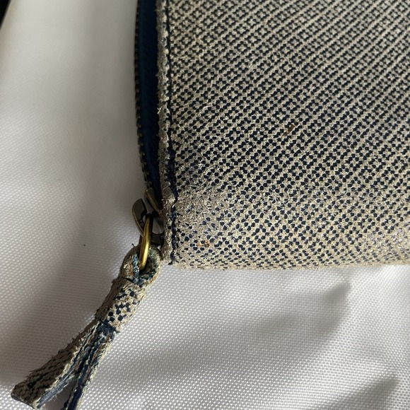 Vintage FOSSIL MEDIUM ZIP AROUND WALLET Gray Blue Geometric Metallic Leather - Picture 12 of 15